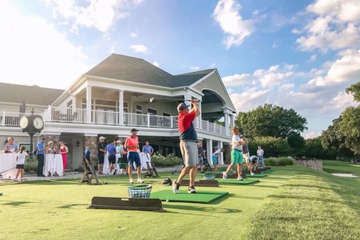Golfer In Outing Benefiting Lyndhurst Students Sinks Putt, Wins $10K