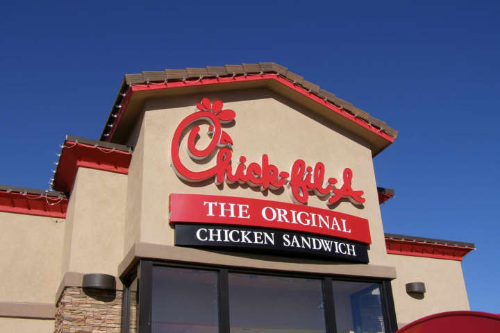 NY Lawmakers Oppose Decision To Open Chick-fil-A Restaurants At State Rest Stops