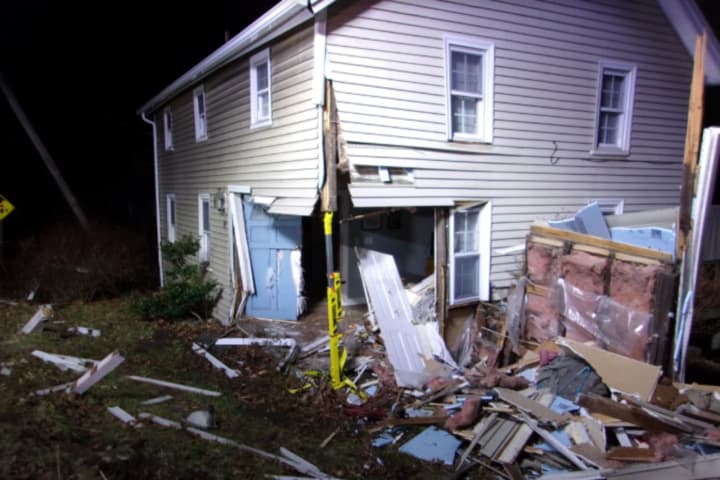 20-Year-Old Charged With DWI After Car Crashes Into Newtown House