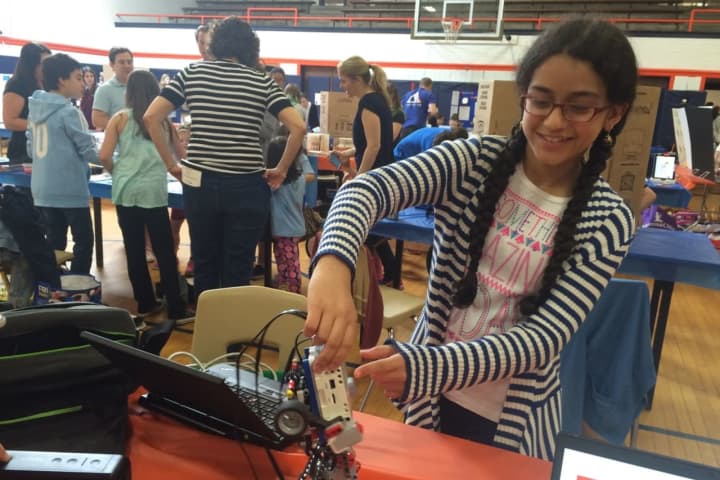 More Than 300 Kids Participating In Chappaqua STEM Fest