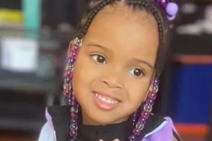 4-Year-Old Girl Killed, Mom In Critical Condition Following Shooting In Pittsburgh