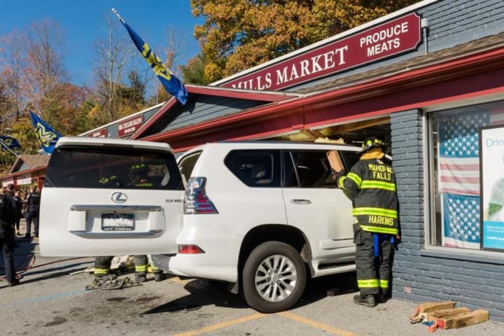 Market In Area Reopens After Crash Puts A Hole In It