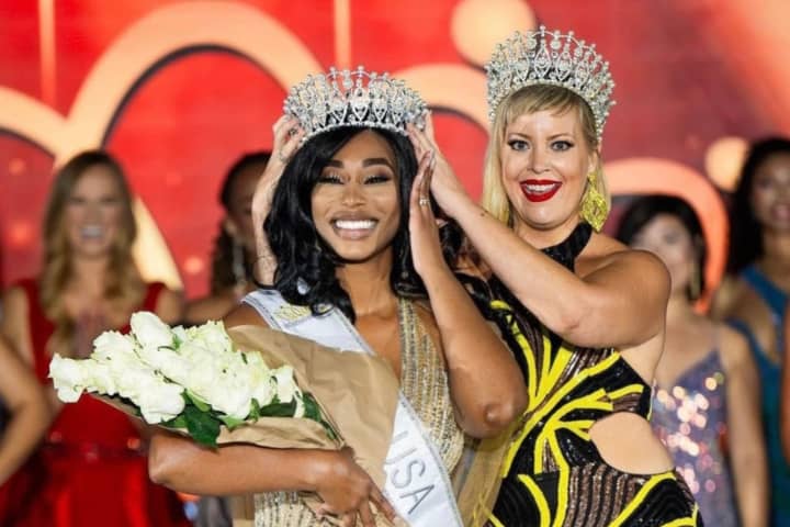 South Jersey Hair Salon Owner Crowned International Mrs. USA: 'Bold, Ambitious, Beautiful'