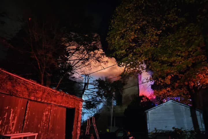 Firefighters Save Mom, Daughter After Cooking Oil Ignites Blaze in Worcester: Officials