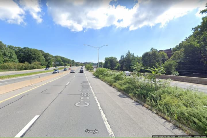 Alert Issued For Planned Lane Closures On Cross County Parkway In Yonkers