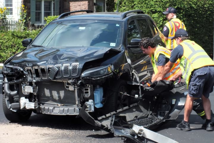 T-Bone Crash In Ridgewood Sends Driver To Hospital