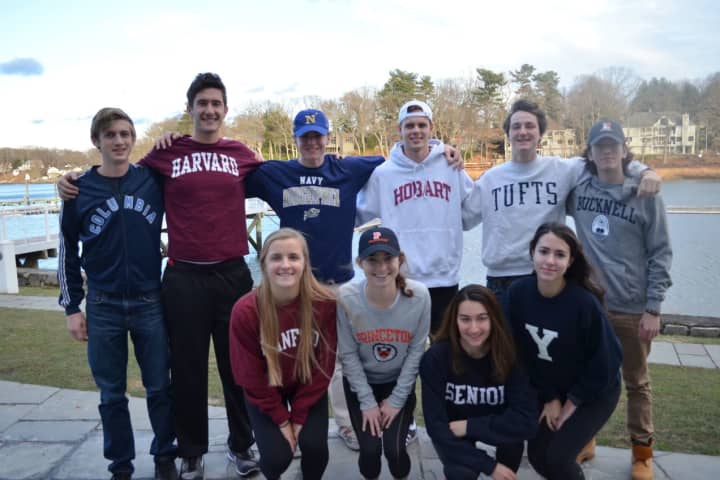 Saugatuck Rowing Salutes Seniors With Early Decision College Acceptances