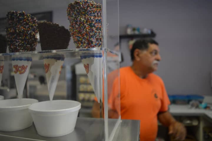 His Wife Dies, Ice Cream Shop Shutters. Here's How North Jersey Customers Are Paying It Forward