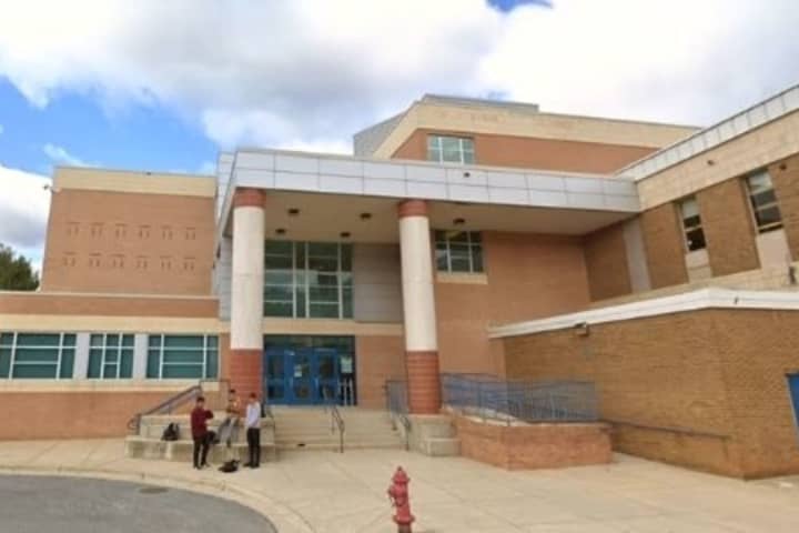 Montgomery County High School Evacuated For Reported Bomb Threat (UPDATED)