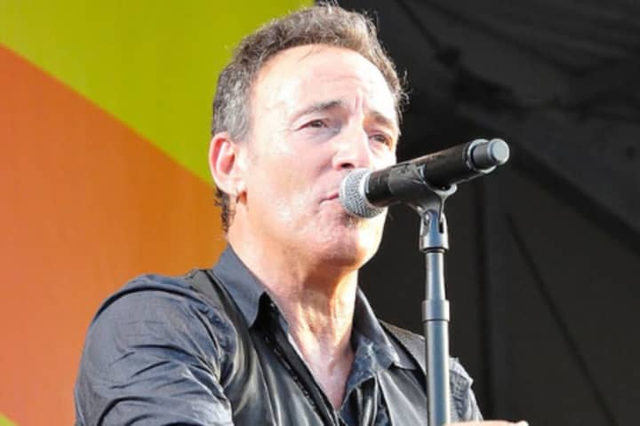 Tickets To Go On Sale For Bruce Springsteen Tour Stops In Boston, Mohegan Sun
