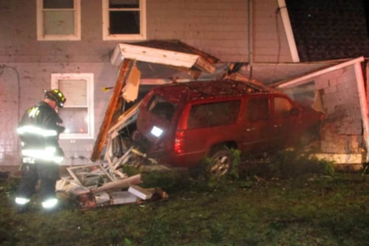 Drunk Harvard Man Facing Charges After Crashing Car Into Stow Home: Police