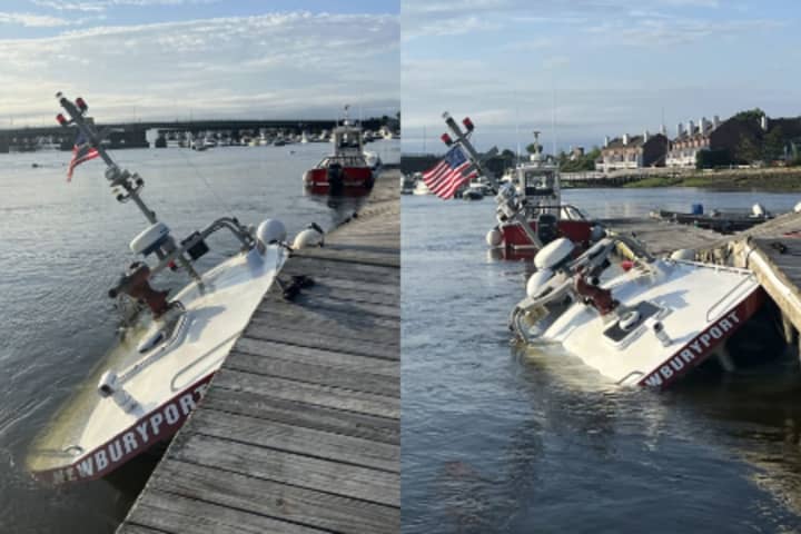Suspiciously Sinking North Shore Fire Boat Sparks Investigation