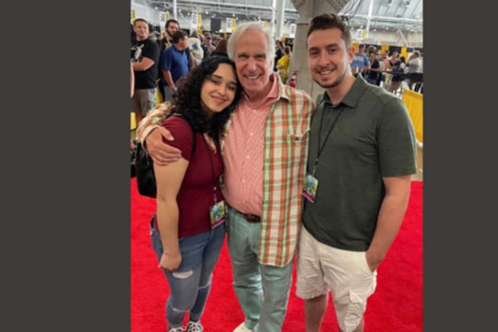 Fact Check: Star Henry Winkler Really Is That Nice, Fans At Mass Convention Say
