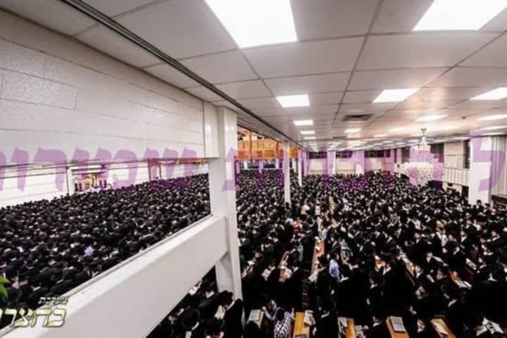 COVID-19: Cuomo To Meet With NY Orthodox Jewish Community Following Flare-Up In Cases
