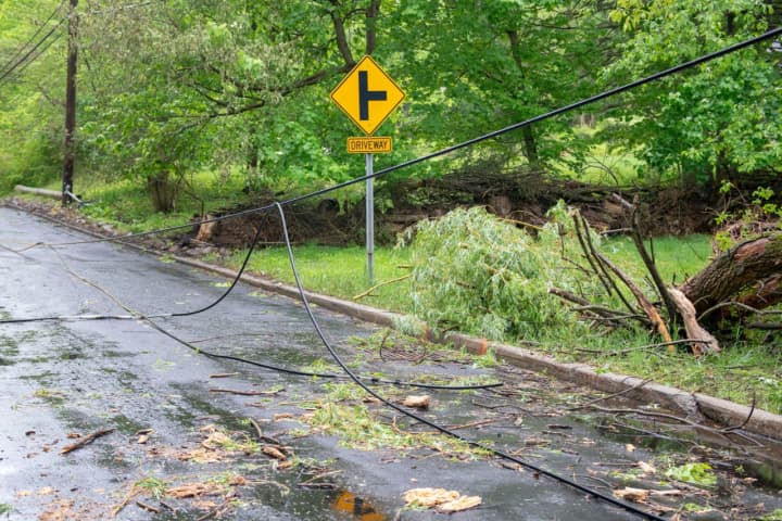 Storm With Damaging Winds Knocks Out Power To Thousands In Hudson Valley