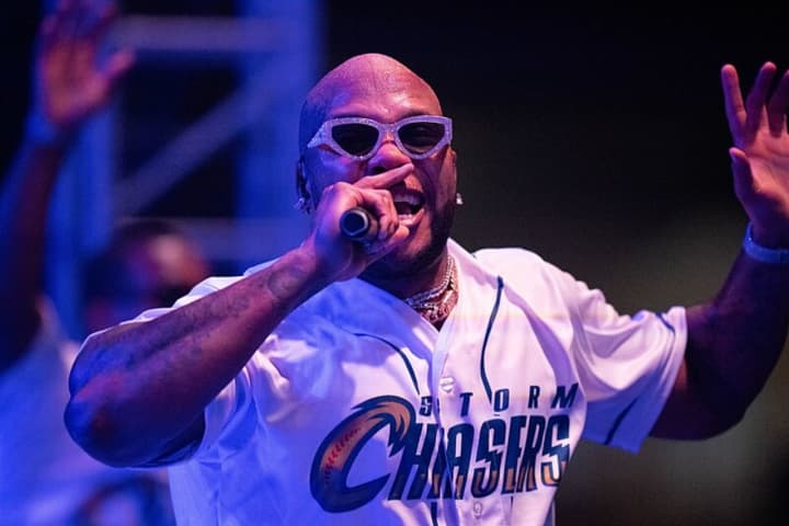 Crowdsurfing Baby At Pennsylvania Flo Rida Show Goes Viral For All The Wrong Reasons