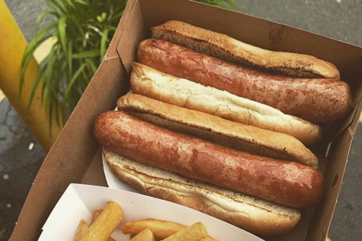 Food Writer 'Obsessed' With New Jersey Hot Dogs Runs Down Best In State