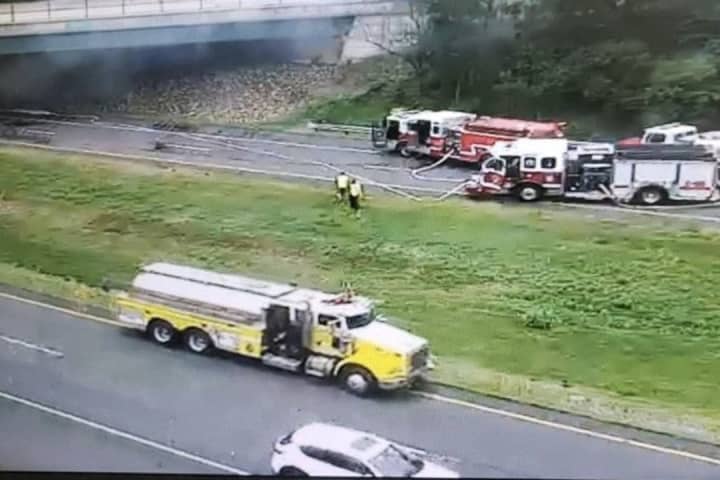 All Southbound I-83 Lanes Closed For Tractor-Trailer Fire In Baltimore County (DEVELOPING)
