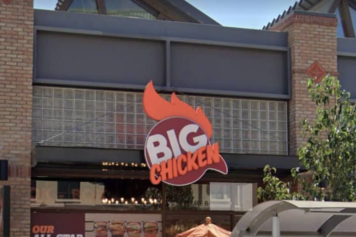 Shaq's Big Chicken Restaurant To Open Location At Peabody Mall