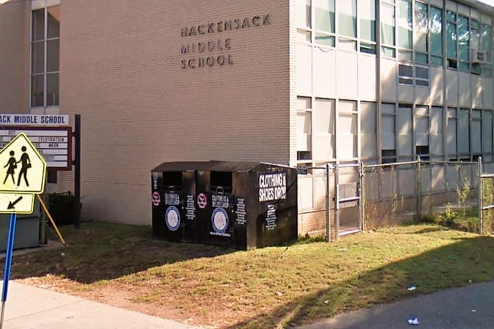 Hackensack Middle Schooler Brings BB Guns To School