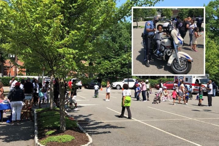 Englewood Responders Guide Youngsters At Church Bicycle Safety Event