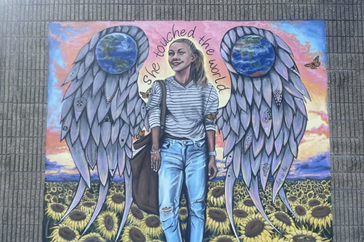 New Gabby Petito Mural On Long Island Offers Hope Of Healing