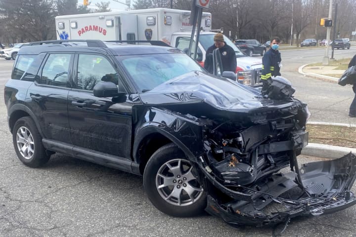 Bronco Driver Injured In Paramus Crash Says Box Truck Hit, Split