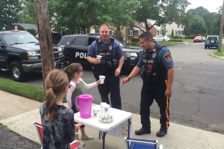Fair Lawn Girls Couldn't Believe When Police Officers Showed Up One-By-One At Lemonade Stand