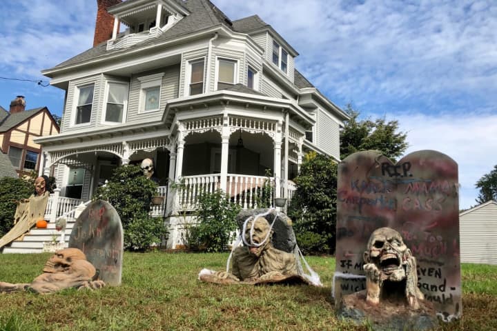 This Entire North Jersey Street Goes All Out For Halloween