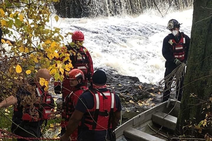 Mysterious Upturned Boat Found At Base Of Paterson Great Falls (VIDEO)