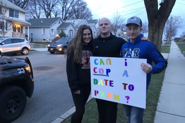 Can I Cop A Date? Wood-Ridge Teen Gets Police In On Promposal (VIDEO)