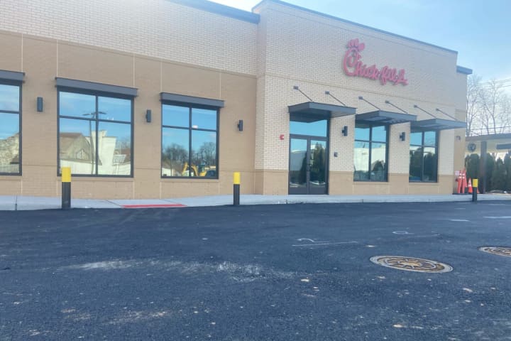 Chick-fil-A Replacing Shuttered NJ Hooters