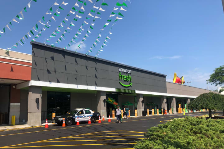 Amazon Fresh Opens In Paramus: Here's How It Works (PHOTOS)