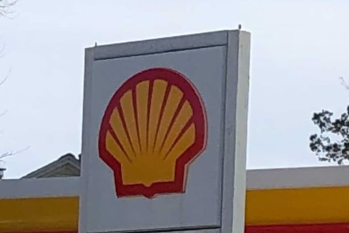 Viral Video Captures Gas Prices Ticking Up By The Second At PA Shell Station