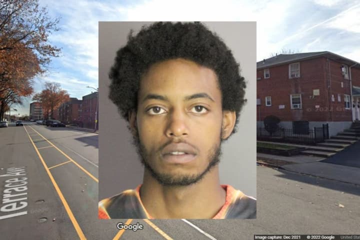 Uniondale Man Accused Of Fatally Shooting 19-Year-Old In Hempstead