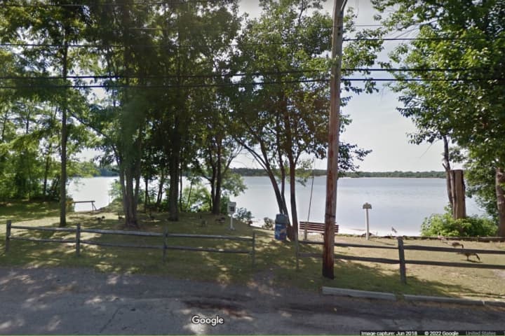 Victim Hit With Bat, Shot With BB Gun In Assault By Group At Lake Ronkonkoma Park, Police Say