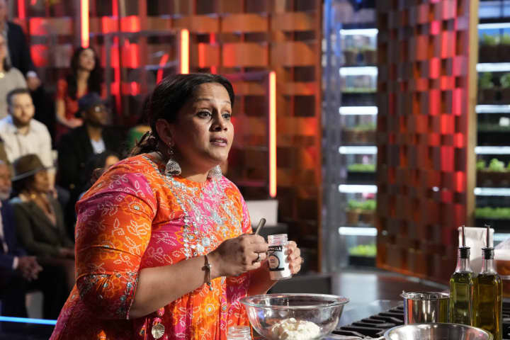 MasterChef From NJ Brings Indian Flavors To Star-Studded Cooking Competition