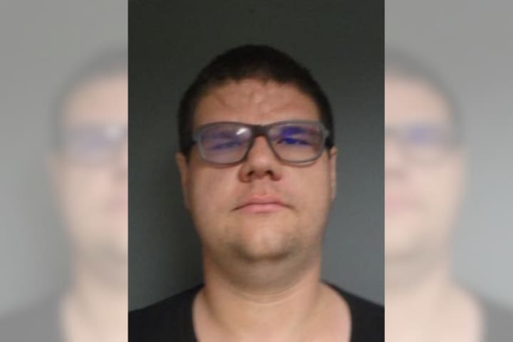 'Just Send Me Something Sexy': Astonia Man Inappropriately Messaged 13-Year-Old, Police Say