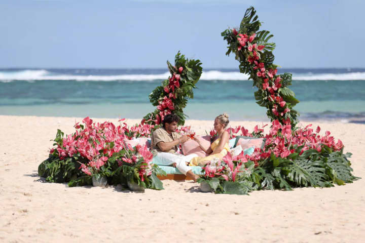 'Love Island' Moves Inland, Looking For Massachusetts Contestants