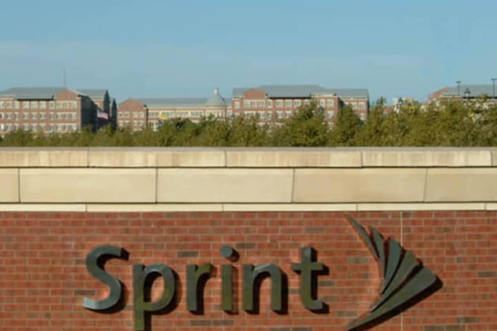 Sprint Must Pay Record $330M Settlement To New York