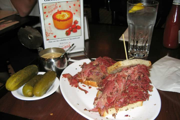 Here Are Five Jewish Delis To Try In Nassau