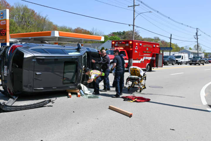 Car Flips Onto Side After Running Red Light On Route 3A In Cohasset: Police