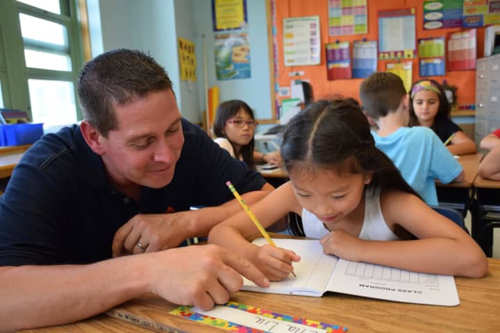 This Little Falls School Has Best Teachers In NJ, Report Says