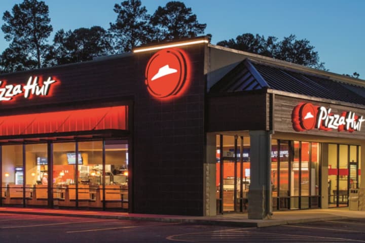 New Chesco Pizza Hut Will Offer Free Pies For A Year To First 25 Customers