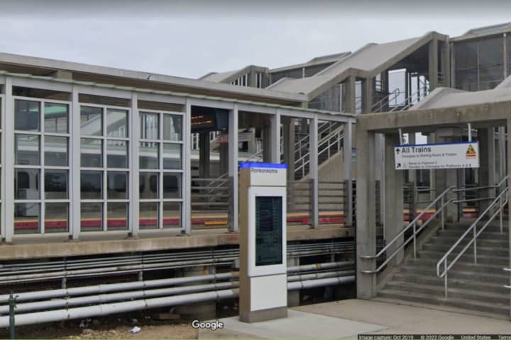 Person Struck By Train In Ronkonkoma, MTA Reports