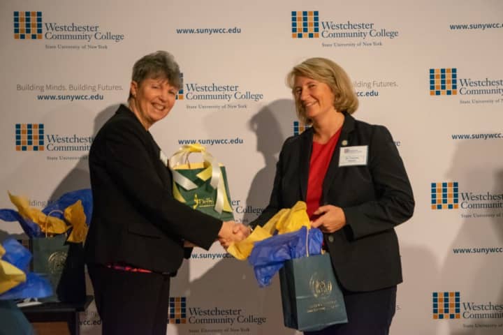 Westchester Community College Signs New Transfer Agreement With SUNY Delhi
