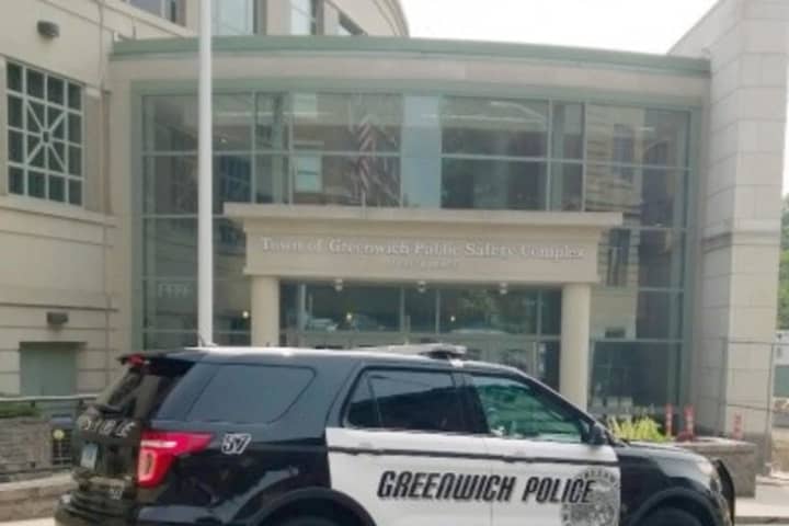 Greenwich Police Charge Man With Machete At Train Station