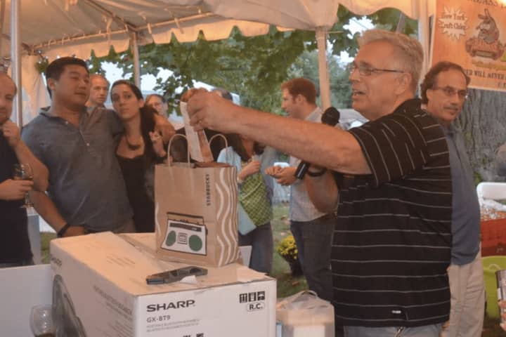 Enjoy Food, Wine For A Good Cause At New City Rotary Festival