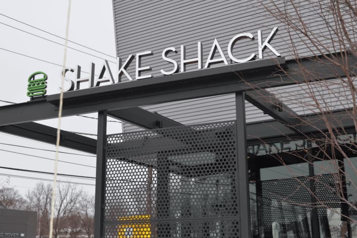 Shake Shack To Open New Area Location
