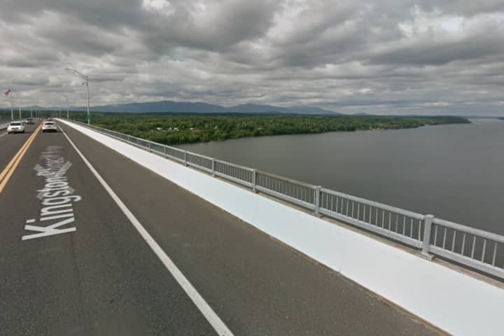 Head-On Crash Shuts Down Bridge In Rhinebeck